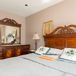 ヴィラ Zovko In By Guide