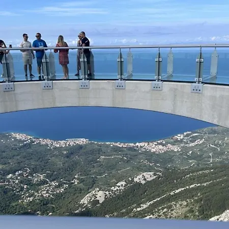 Vila Zovko In By Guide *