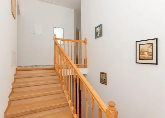 Zovko In By Guide Вілла