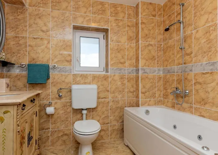 Вілла Zovko In By Guide *