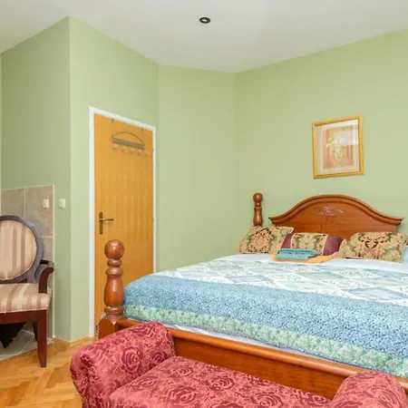 Villa Zovko In By Guide *